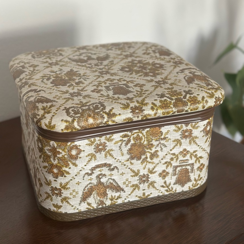 Vintage Redmond Sewing Box